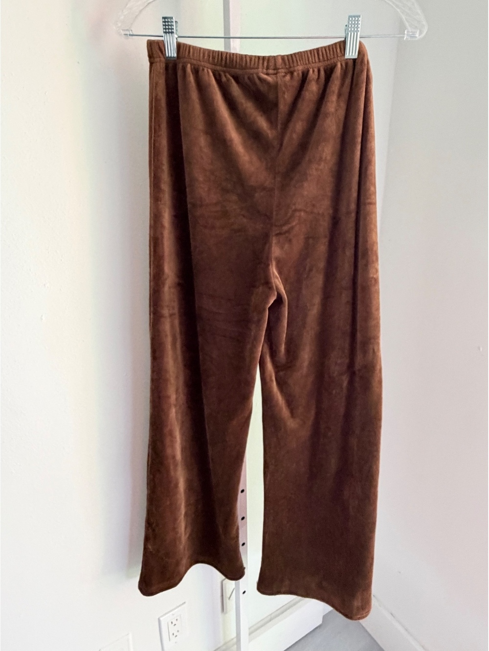 Brown Medium Women's Velvet Lounge Pants with Elastic Waistband